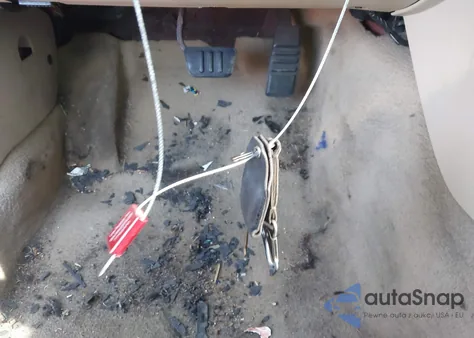 2008 Ford Mustang V6 Deluxe/V6 Premium z USA, uszkodzony, nr VIN 1ZVHT84N485147965